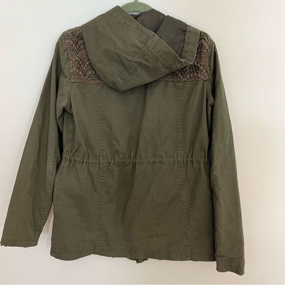 Me Jane Lace Trimmed Utility Jacket Olive Green - Picture 14 of 15